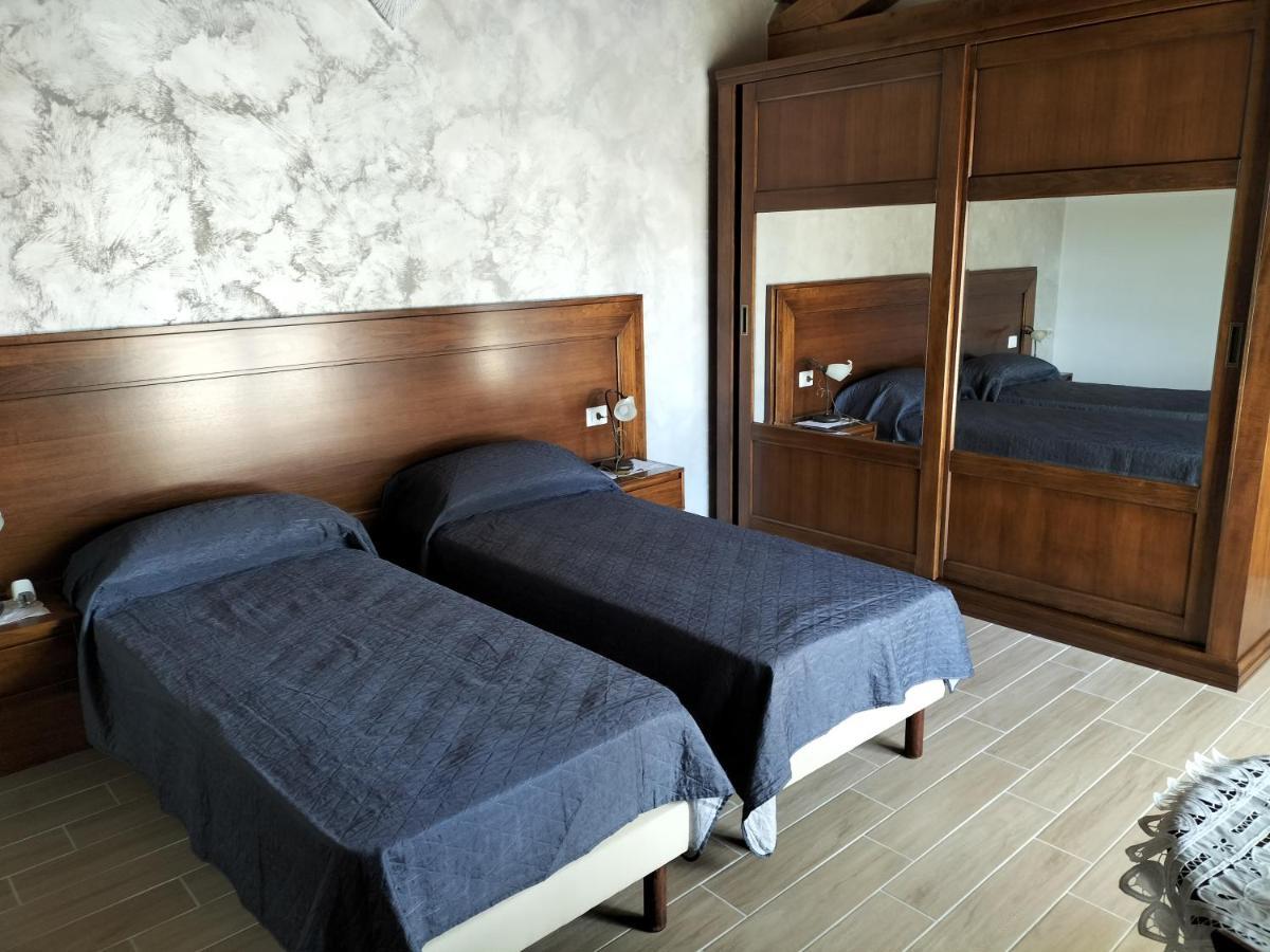Agriturismo Dipinto Dal Sole Padula Luaran gambar