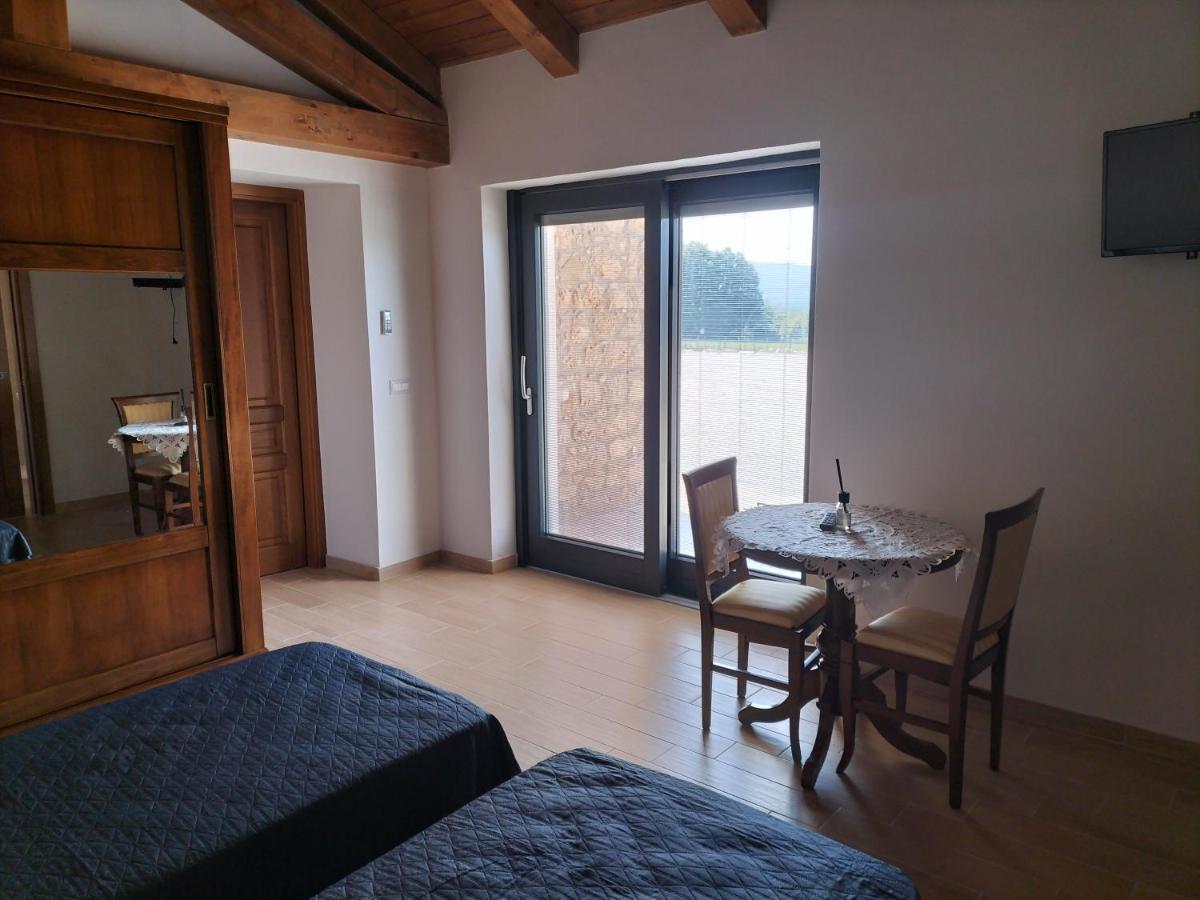 Agriturismo Dipinto Dal Sole Padula Luaran gambar